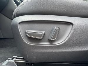 Toyota RAV4 2.5 VX AWD - Image 18
