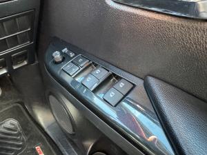Toyota Hilux 2.8GD-6 double cab 4x4 Legend 50 auto - Image 22