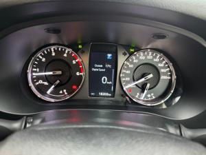 Toyota Hilux 2.4GD-6 double cab Raider auto - Image 11