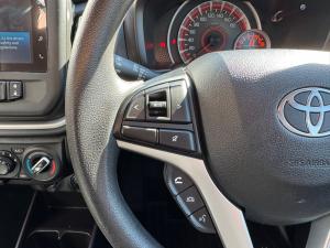 Toyota Vitz 1.0 XR auto - Image 9