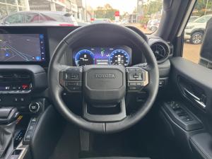 Toyota Land Cruiser Prado 2.8GD VX-R - Image 8