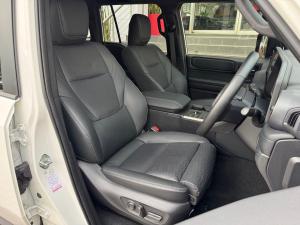 Toyota Land Cruiser Prado 2.8GD VX-R - Image 16