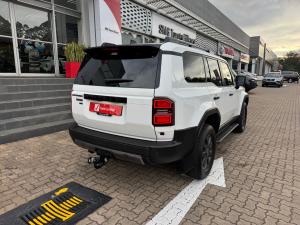 Toyota Land Cruiser Prado 2.8GD VX-R - Image 2