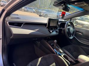 Toyota Corolla hatch 1.8 Hybrid XR - Image 7