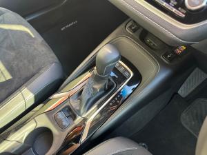 Toyota Corolla hatch 1.8 Hybrid XR - Image 13