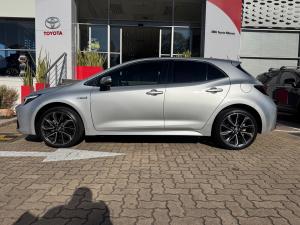 Toyota Corolla hatch 1.8 Hybrid XR - Image 22
