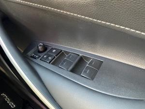 Toyota Corolla hatch 1.8 Hybrid XR - Image 23