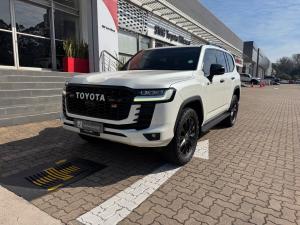 Toyota Land Cruiser 300 3.3D GR-Sport - Image 19