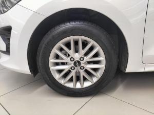 Kia Rio hatch 1.2 LS - Image 9