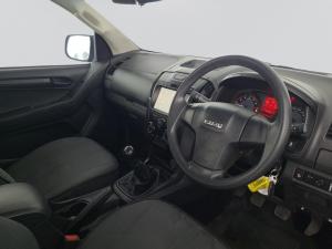 Isuzu D-MAX 250 HO HI-RIDE D/C - Image 6