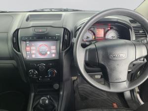 Isuzu D-MAX 250 HO HI-RIDE D/C - Image 8