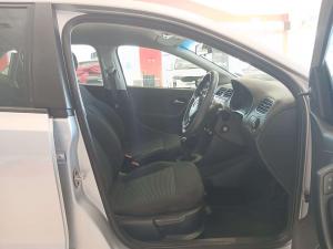 Volkswagen Polo Vivo 1.4 Comfortline - Image 12
