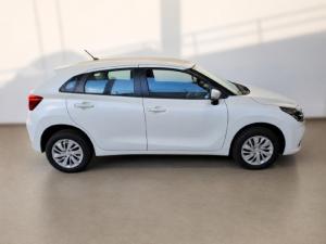Suzuki Baleno 1.5 GL auto - Image 3
