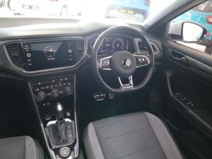 Volkswagen T-Roc 2.0TSI 140kW 4Motion R-Line - Image 14