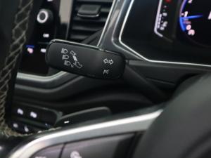 Volkswagen T-Roc 2.0TSI 140kW 4Motion R-Line - Image 26