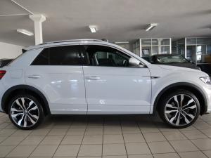 Volkswagen T-Roc 2.0TSI 140kW 4Motion R-Line - Image 6
