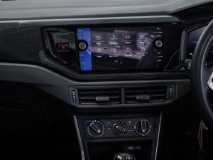 Volkswagen Polo hatch 1.0TSI Life manual - Image 19