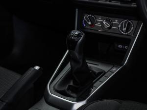 Volkswagen Polo hatch 1.0TSI Life manual - Image 22