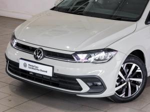 Volkswagen Polo hatch 1.0TSI Life manual - Image 2