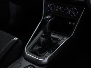 Volkswagen Polo hatch 1.0TSI Life auto - Image 22