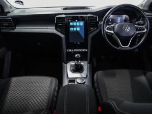 Volkswagen Amarok 2.0TDI double cab Life 4Motion manual - Image 17
