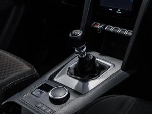 Volkswagen Amarok 2.0TDI double cab Life 4Motion manual - Image 21