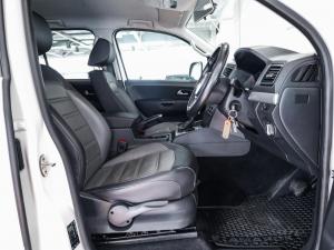 Volkswagen Amarok 2.0BiTDI double cab Highline auto - Image 18