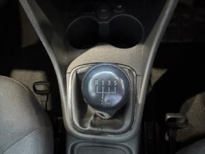 Volkswagen Polo Vivo hatch 1.4 Trendline - Image 12