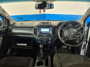 Volkswagen Amarok 2.0BiTDI double cab Life 4Motion - Image 7