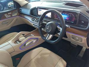 Mercedes-Benz GLS GLS450d 4Matic - Image 8