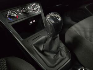 Volkswagen Polo hatch 1.0TSI - Image 11