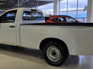 Isuzu D-Max Gen 6 250C single cab - Image 4