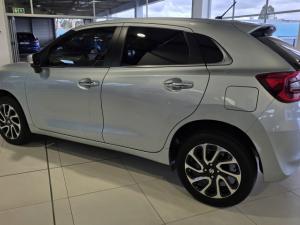 Suzuki Baleno 1.5 GLX auto - Image 4