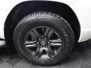 Toyota Hilux 2.8GD-6 single cab Raider auto - Image 10