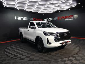 Toyota Hilux 2.8GD-6 single cab Raider auto - Image 1