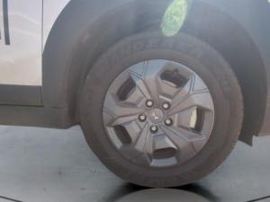Mahindra XUV 3XO 1.2T MX3 manual - Image 9