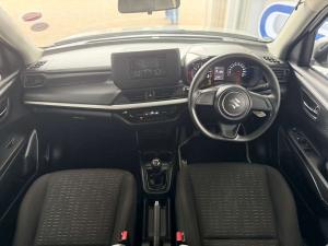 Suzuki Swift 1.2 GL - Image 11