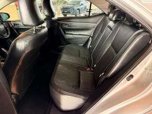 Toyota Corolla 1.8 Exclusive auto - Image 14