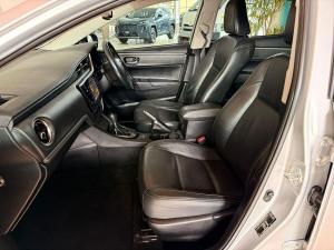 Toyota Corolla 1.8 Exclusive auto - Image 16