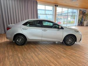 Toyota Corolla 1.8 Exclusive auto - Image 9