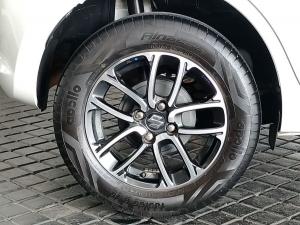 Suzuki Swift 1.2 GLX auto - Image 25