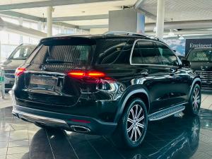 Mercedes-Benz GLE GLE300d 4Matic - Image 2