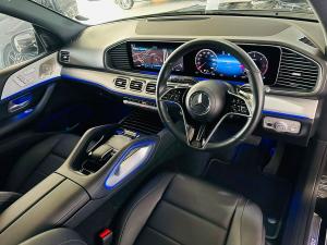 Mercedes-Benz GLE GLE300d 4Matic - Image 4