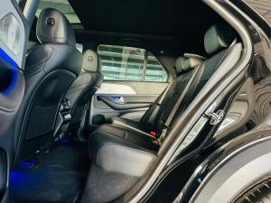 Mercedes-Benz GLE GLE300d 4Matic - Image 6