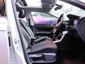 Volkswagen Polo hatch 1.0TSI Life auto - Image 6