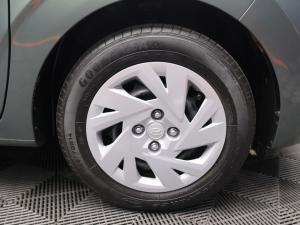 Hyundai Grand i10 1.0 Premium hatch - Image 10