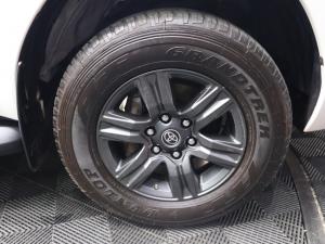 Toyota Hilux 2.4GD-6 Xtra cab Raider auto - Image 10