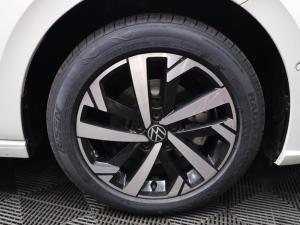 Volkswagen Polo hatch 1.0TSI Life auto - Image 9