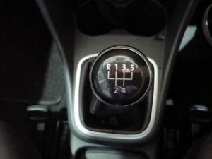 Volkswagen Polo Vivo hatch 1.6 Highline - Image 13