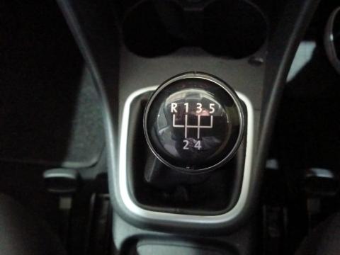 Image Volkswagen Polo Vivo hatch 1.6 Highline